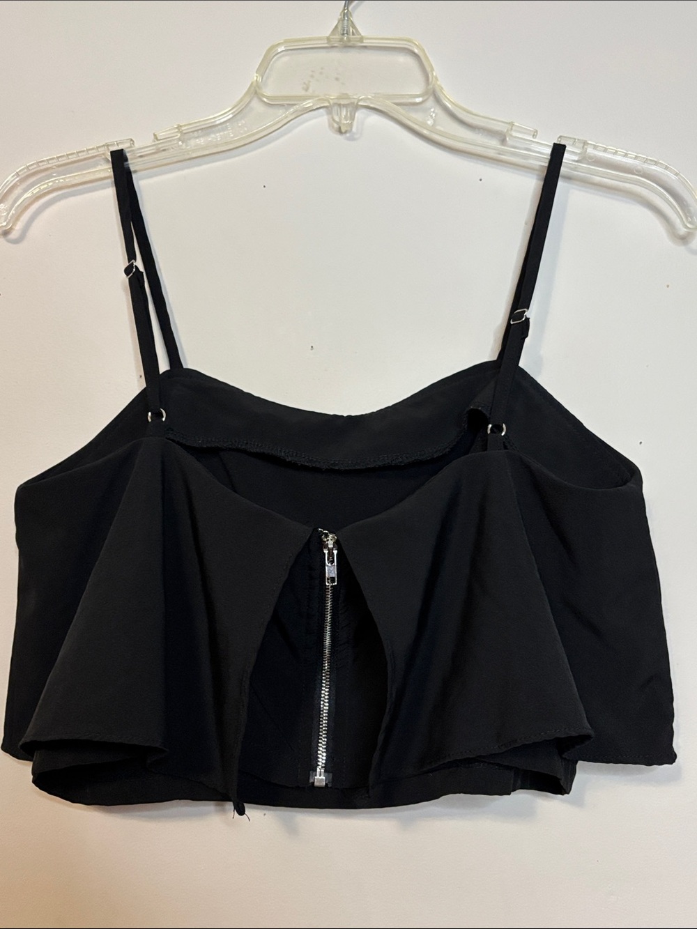 Black Floral Appliqué Ruffle Crop Cami Top Solaris style women’s medium - Picture 4 of 4
